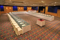 Holiday Inn MONTERREY-PARQUE FUNDIDORA