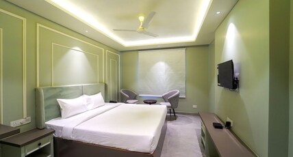 Hotel The Urban Villa Room Type - Premium Deluxe