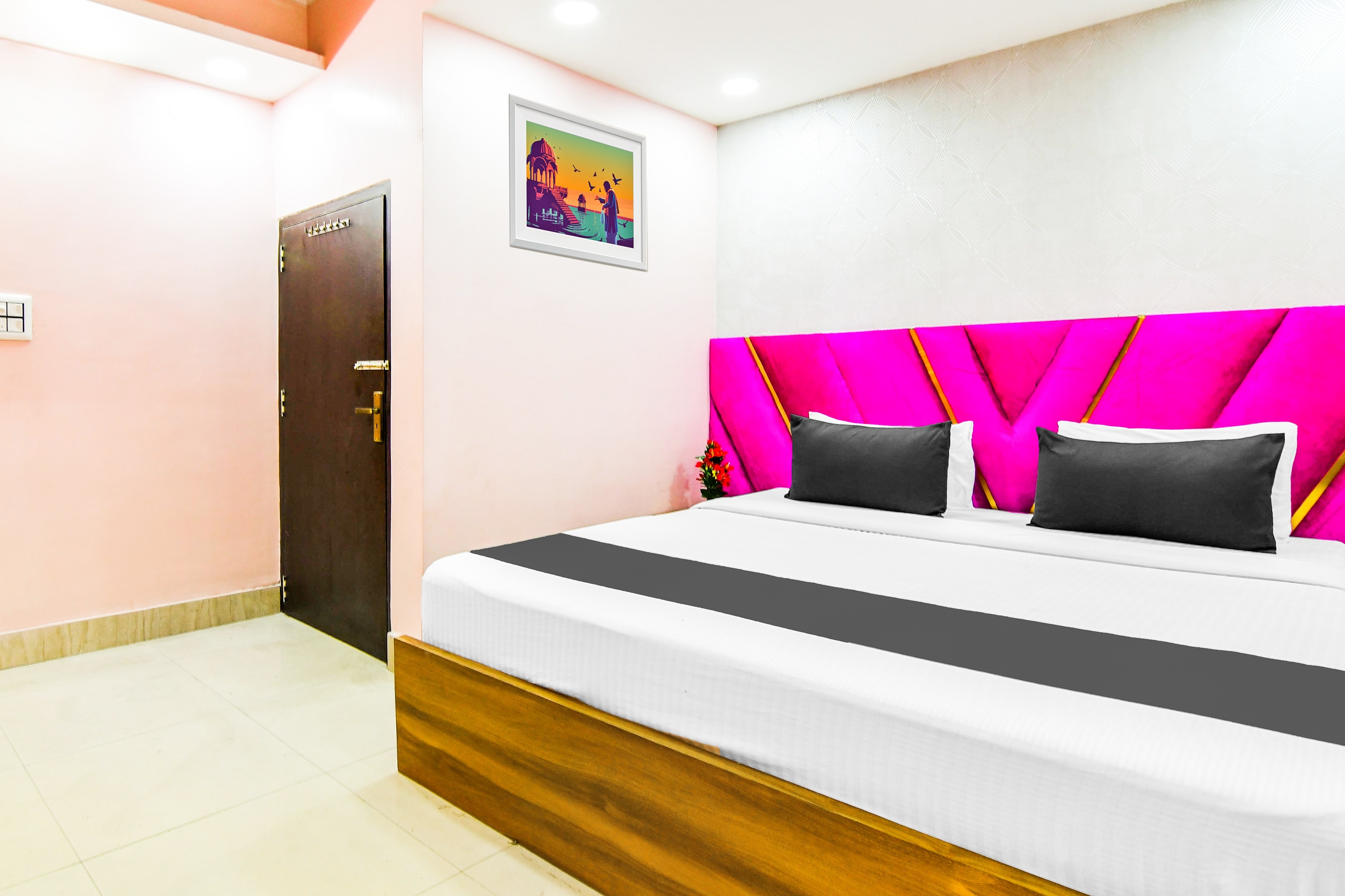 Hotel O Barsana - Tap to explore photos