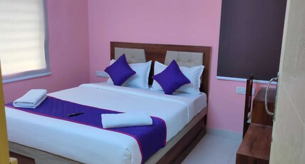 Hotel O Raj Comforts Room Type - Classic