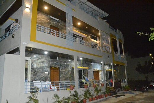 Nargila Palace
