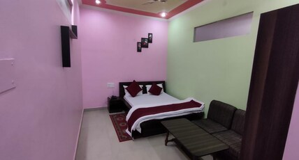 Hotel R S Palace Room Type - Deluxe Room