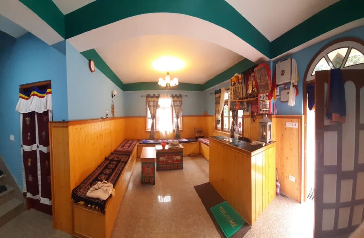 Hotel Nirvana - Tap to explore photos