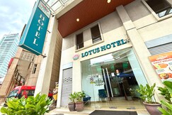 lotus family hotel, masjid india