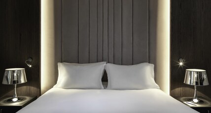 Sofitel Athens Airport Room Type - LUXURY ROOM, 1 Queen size Bed