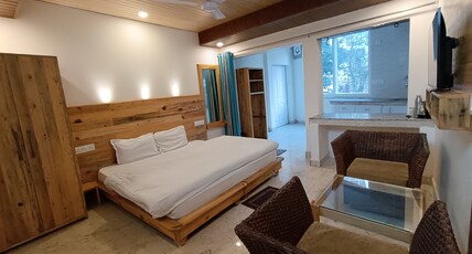 Hill Hoppers | Private Rooms & Dorms Room Type - Standard Room