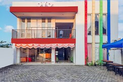 Hotel O Enggal Near Gor Saburai Formerly Hotel Pelangi