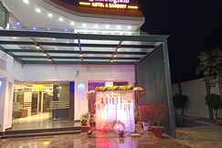 Sumanglam Hotel and Banquet