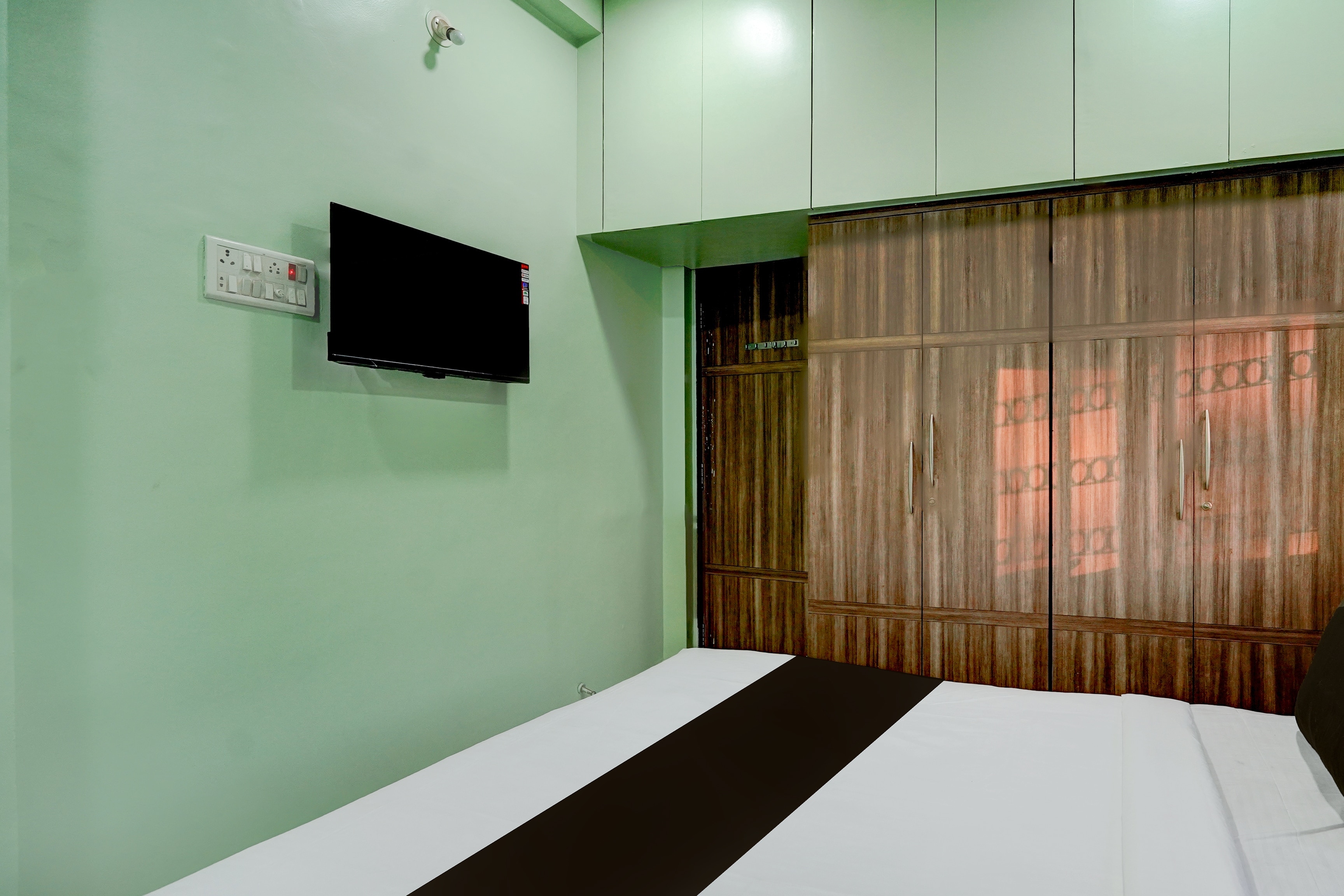 Hotel O Thergoan Formerly P1 Staycation - Tap to explore photos