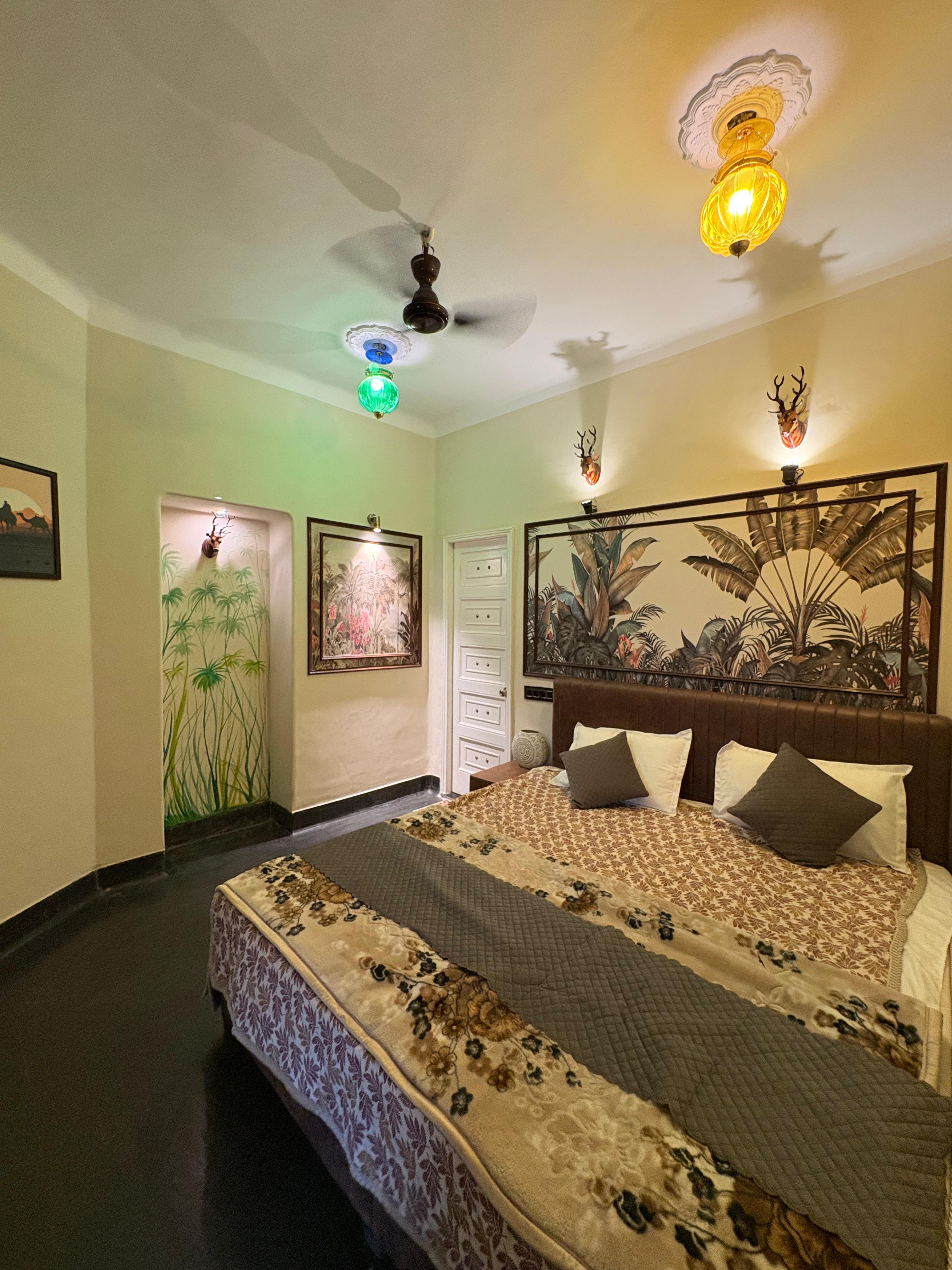 L2 DARBAR KOTHI - Tap to explore photos