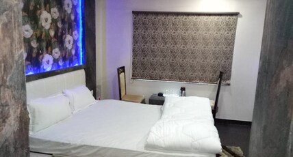 Hotel sheela chambers Room Type - Semi deluxe