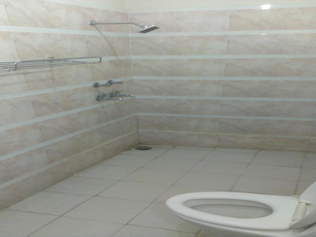 Hotel New Light - Tap to explore photos