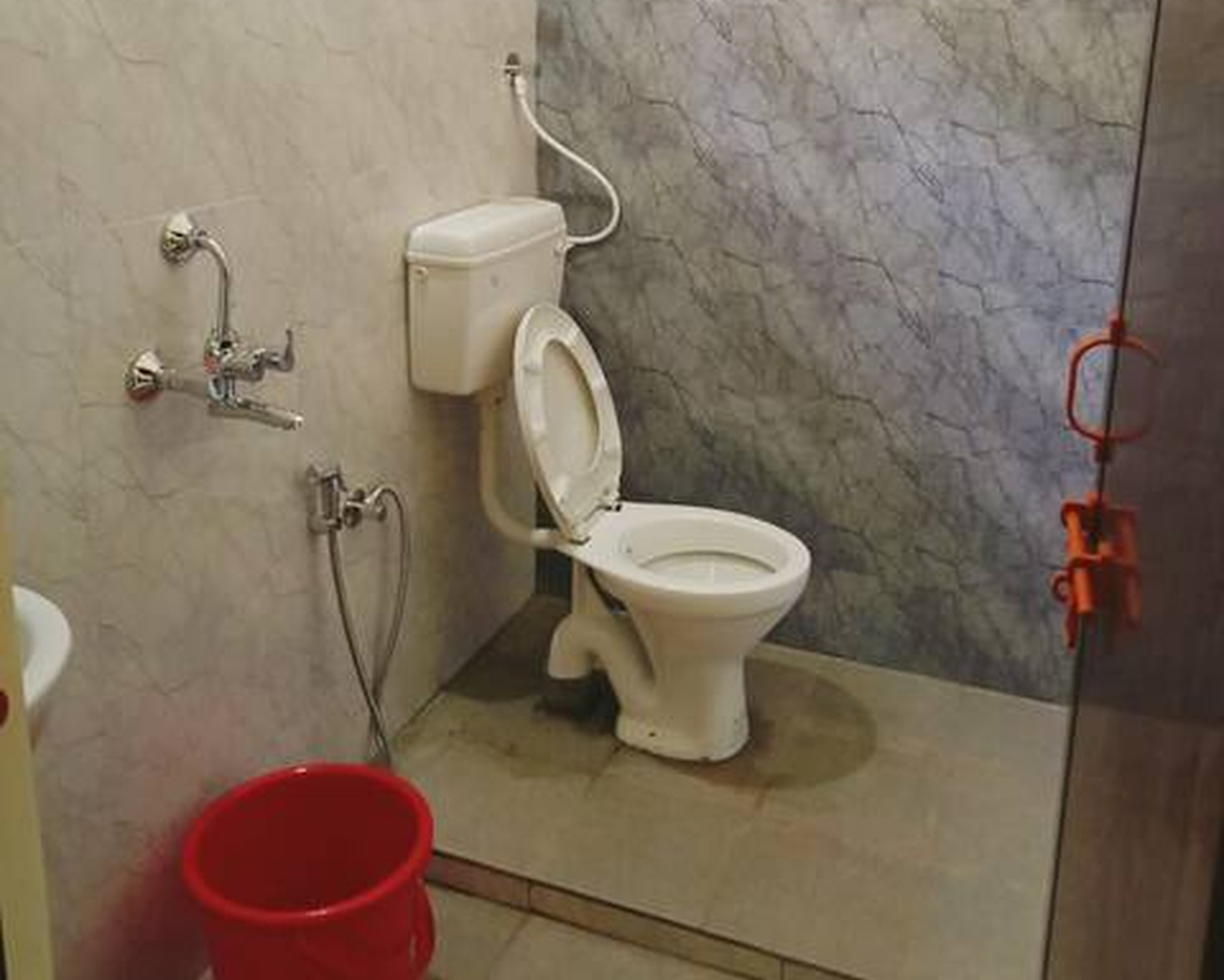 Nirvana Beach by LEAF - Tap to explore photos