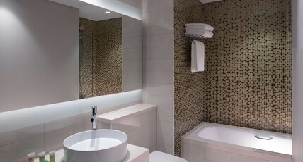 Hyatt Place Dubai Jumeirah. Room Type - Pool View Twin Room