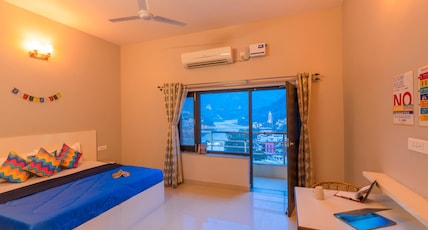 goSTOPS Rishikesh Lakshaman Jhula Room Type - Deluxe Private AC Room with Panoramic View and Ensuite Bathroom X 2 goSTOPS Rishikesh Lakshaman Jhula Room Type - Deluxe Private AC Room with Panoramic View and Ensuite Bathroom X 2