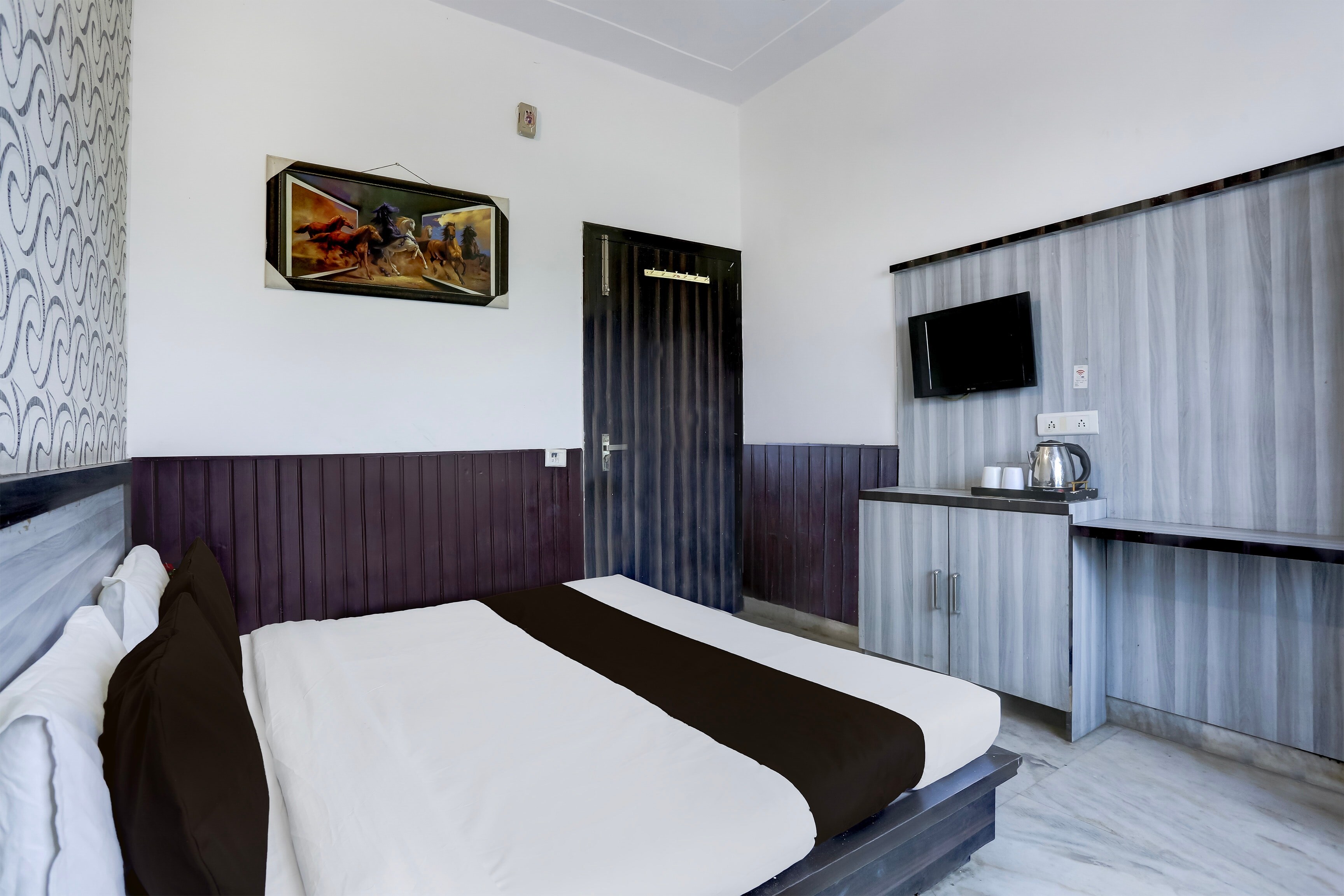 Hotel O Azad Nagar Hisar - Tap to explore photos