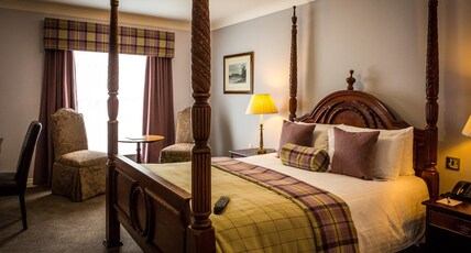 Best Western Plus West Retford Hotel Room Type - 1 King Bed, Non-Smoking, Superior Room, Sleigh Bed