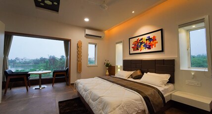 Hotel Apple Inn Room Type - Super Deluxe Lake View Room