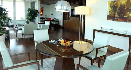 The Oberoi Gurgaon Room Type - Premier Suite with Living Room