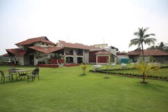 COCONUT PENINSULA COUNTRY RESORT