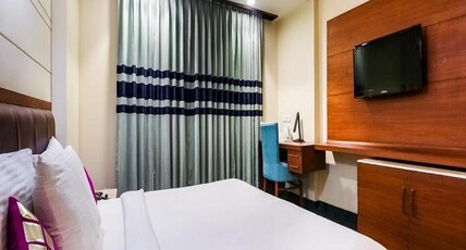Hotel De Symphony by Topaz Room Type - Royal Deluxe Room