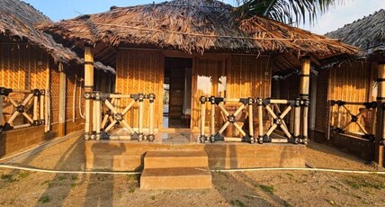 The King On The Rocks - Hampi Room Type - Deluxe Non AC Room with Garden View.
