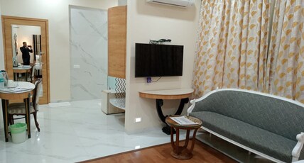 Astoria Hotel Room Type - Deluxe Room