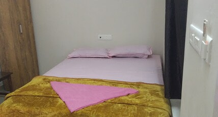 Manasa tourist home Room Type - AC DOUBLE BEDED