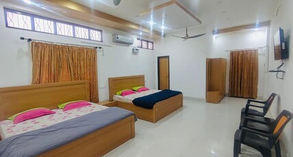 Paradise Homestay | City Centre | WIFI Room Type - Executive Family Room ( Non - Ac ) ( AC Charges 500 Extra )