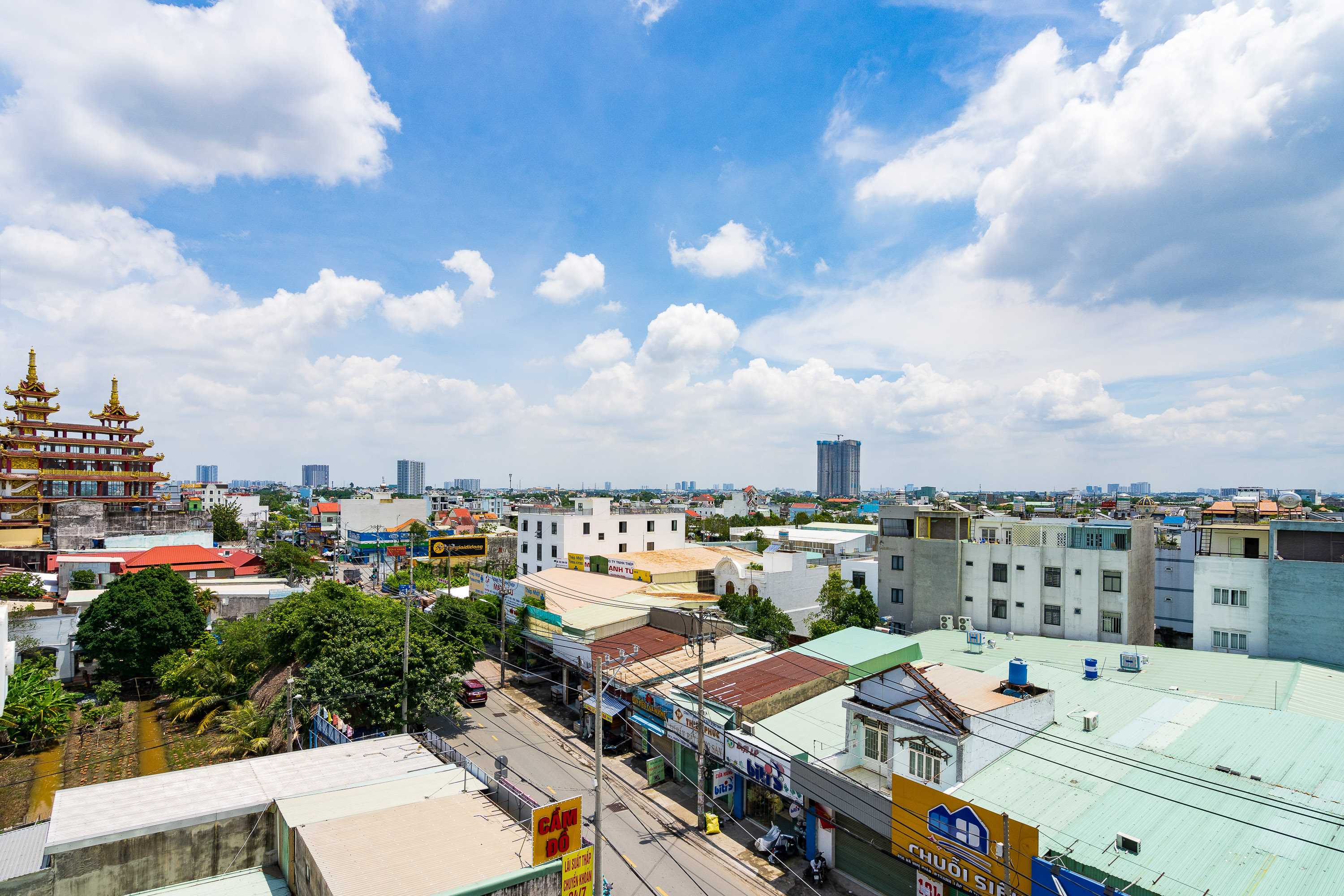 Collection O District 12 - Mau Tim Hotel - Tap to explore photos