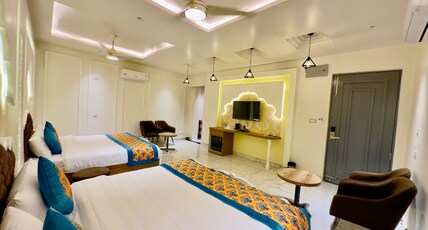 Hotel Grand Kailash Haveli Room Type - Royal Family Suite