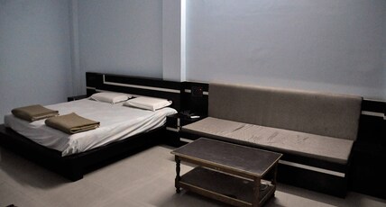 Hotel Radhika Lalitpur Room Type - Luxury Room with Sofa Cum Bed