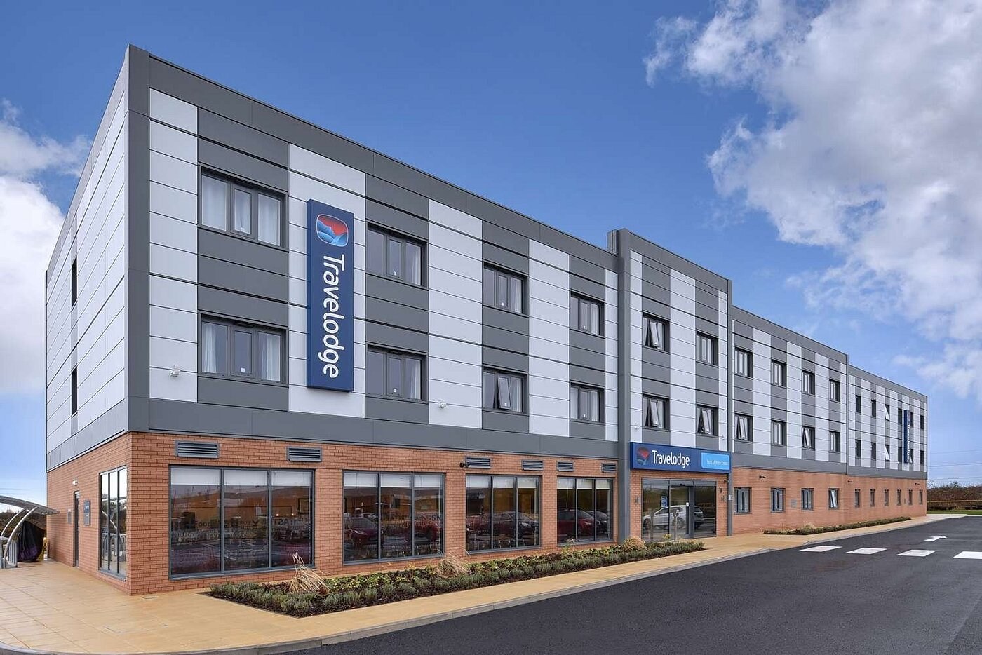 Travelodge York Monks Cross - Tap to explore photos