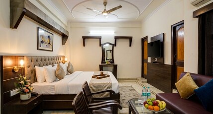 Hotel Prithvi Palace Near GZB Railway Station Room Type - Super Deluxe Room with City View Hotel Prithvi Palace Near GZB Railway Station Room Type - Super Deluxe Room with City View