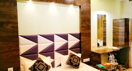 Hotel Anand Corner Room Type - Superior Plus Hotel Anand Corner Room Type - Superior Plus