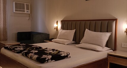 Hotel Palace Room Type - Super Deluxe Room