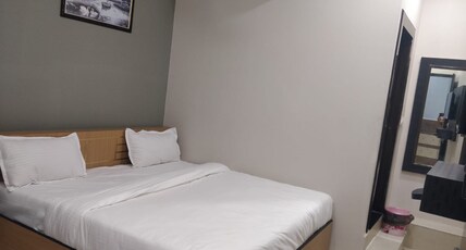 Pragati Heights Room Type - Deluxe Room