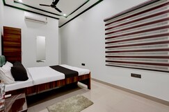 Hotel O Essence Inn