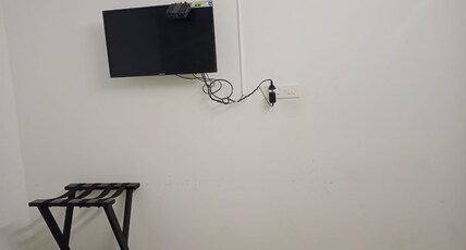 Kaippilly Apartment Lodge Room Type - Deluxe AC