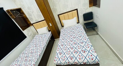 Kashi Imperial | Bed & Breakfast Room Type - Standard Room Ground floor