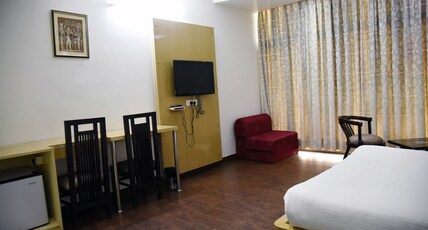 HOTEL PARTH INN Ghaziabad Room Type - Executive AC Room