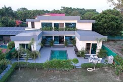 AnjalLuxuryFarm3BHK