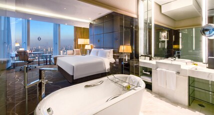 InterContinental NANJING Room Type - 1 King Classic City View