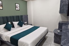 Address of Hotel Radhe .