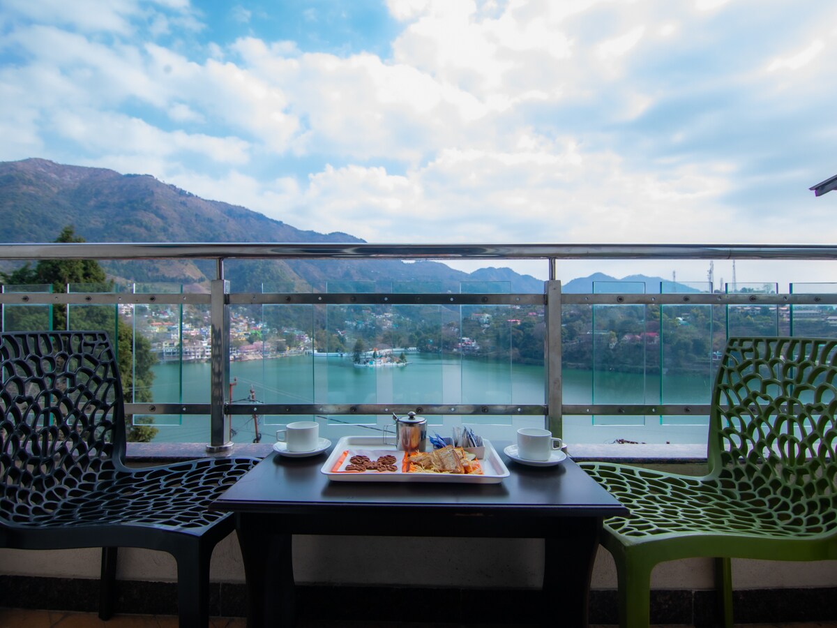 The Tal Paradise( 20 km from Nainital ) A Lake Side Hotel - Tap to explore photos