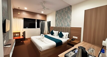 Hotel The Divine Inn, Statue Of Unity - By Hotshot Hotelier Room Type - Divine Deluxe Rooms