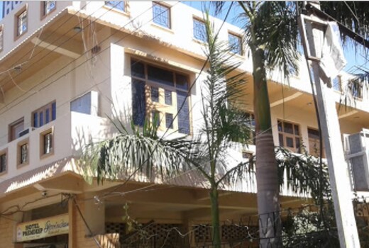 Hotel Premdeep