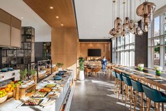 Novotel Bur Dubai - Healthcare City