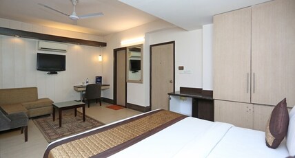 Pacific Inn Huda City Centre Room Type - Pacific Executive Room Garden View