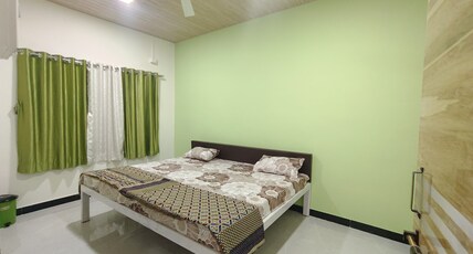 Mayekar Home Stay Alibaug Room Type - AC Deluxe Double Room 3